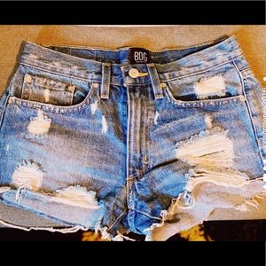 BDG Urban Outfitters Mid-Rise Distressed Short